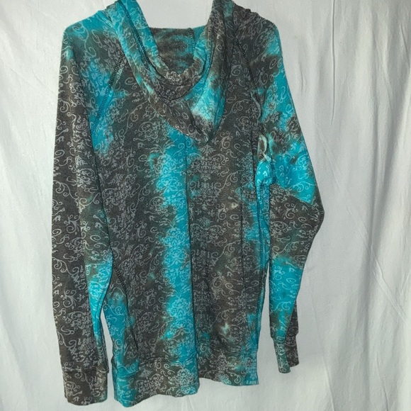 Treasure Island Las Vegas Hooded Sweatshirt - Picture 5 of 7